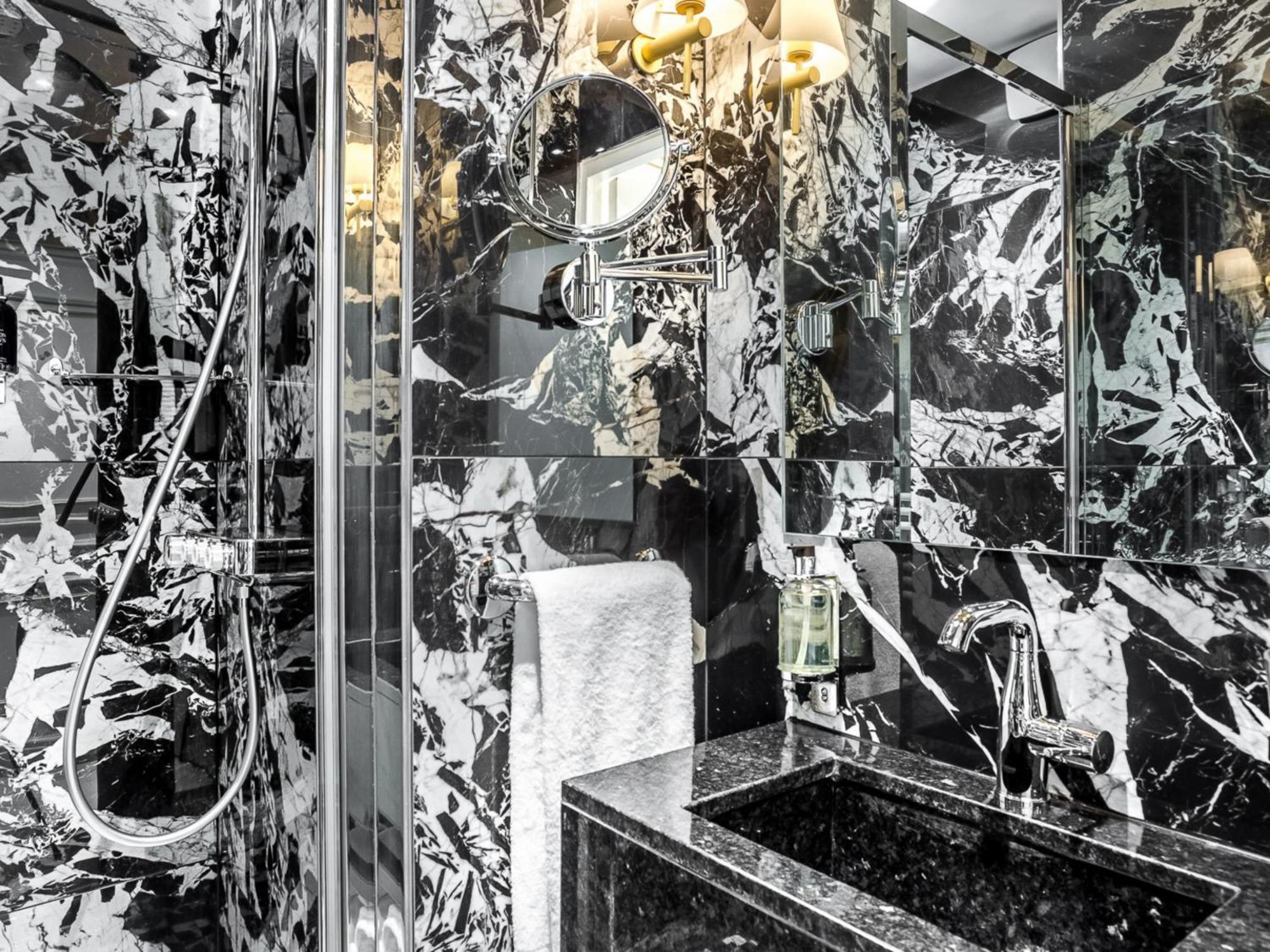 Merveil - Luxury - Tour Eiffel - Bourdonnais Paris